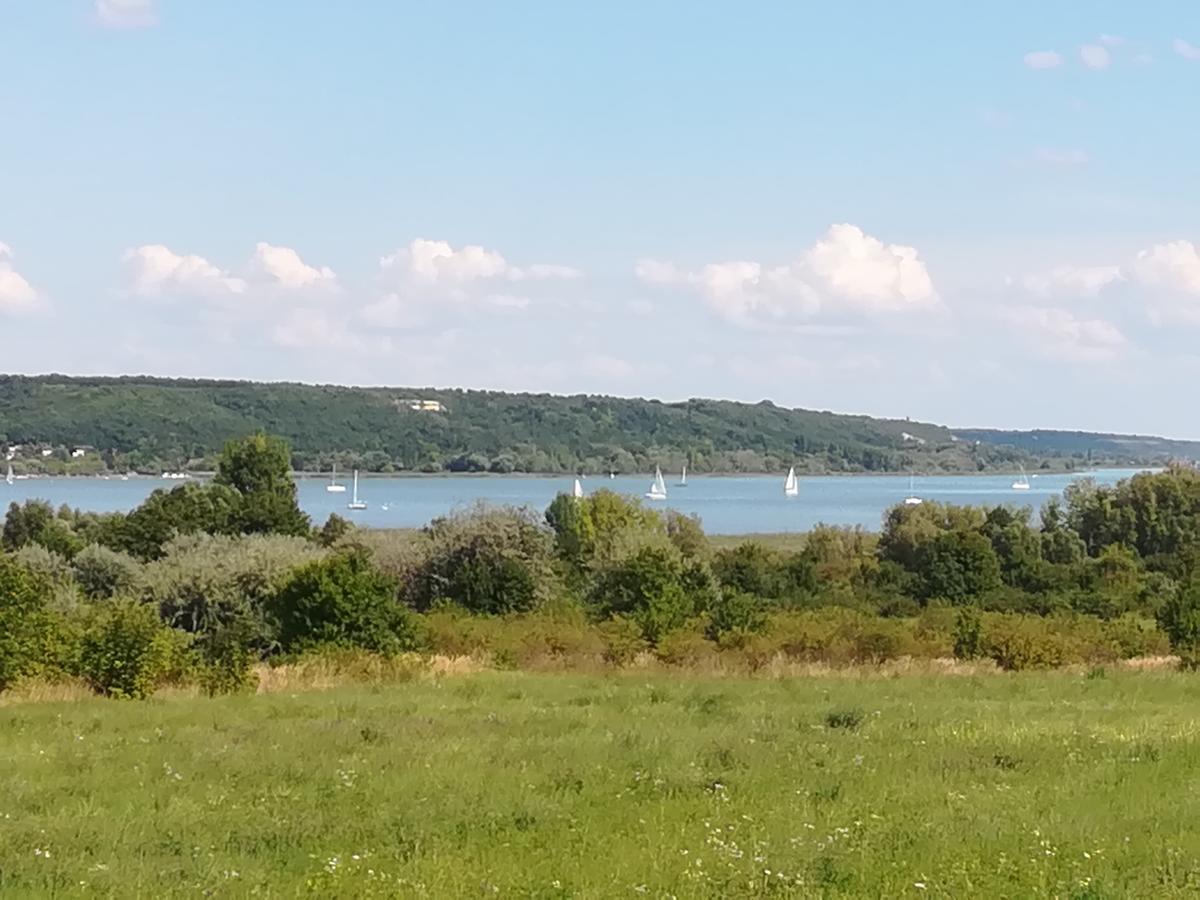 Betty Apartman Balatonfůzfő Kültér fotó
