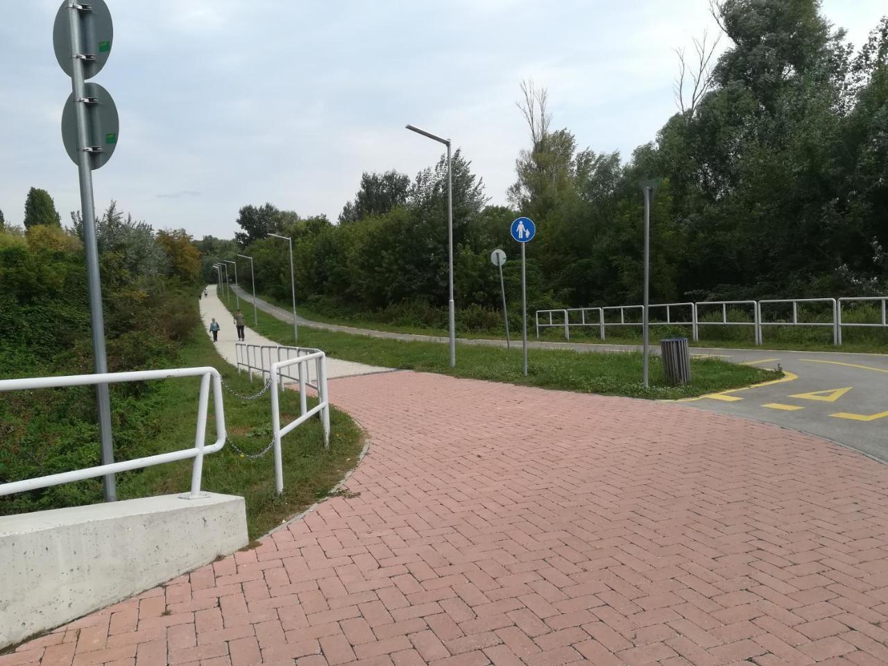 Betty Apartman Balatonfůzfő Kültér fotó